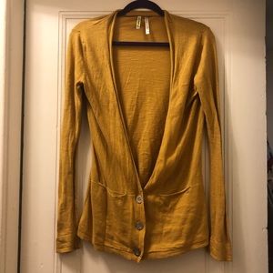 O’Neil cardigan